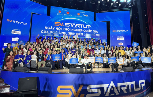 Toàn cảnh Lễ bế mạc và trao giải Cuộc thi SV_STARTUP VIII